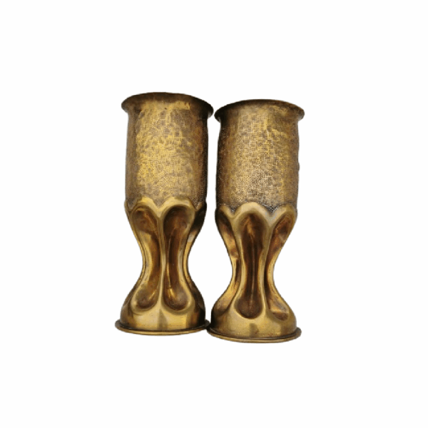 Vases avec sculpture motif unique de feuilles et de papillons mélangés art populaire - Image 3